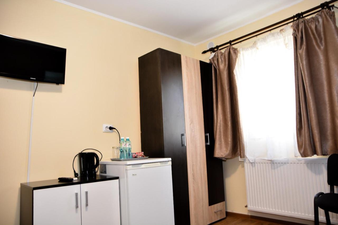 Buget B&B Fokszany Zewnętrze zdjęcie